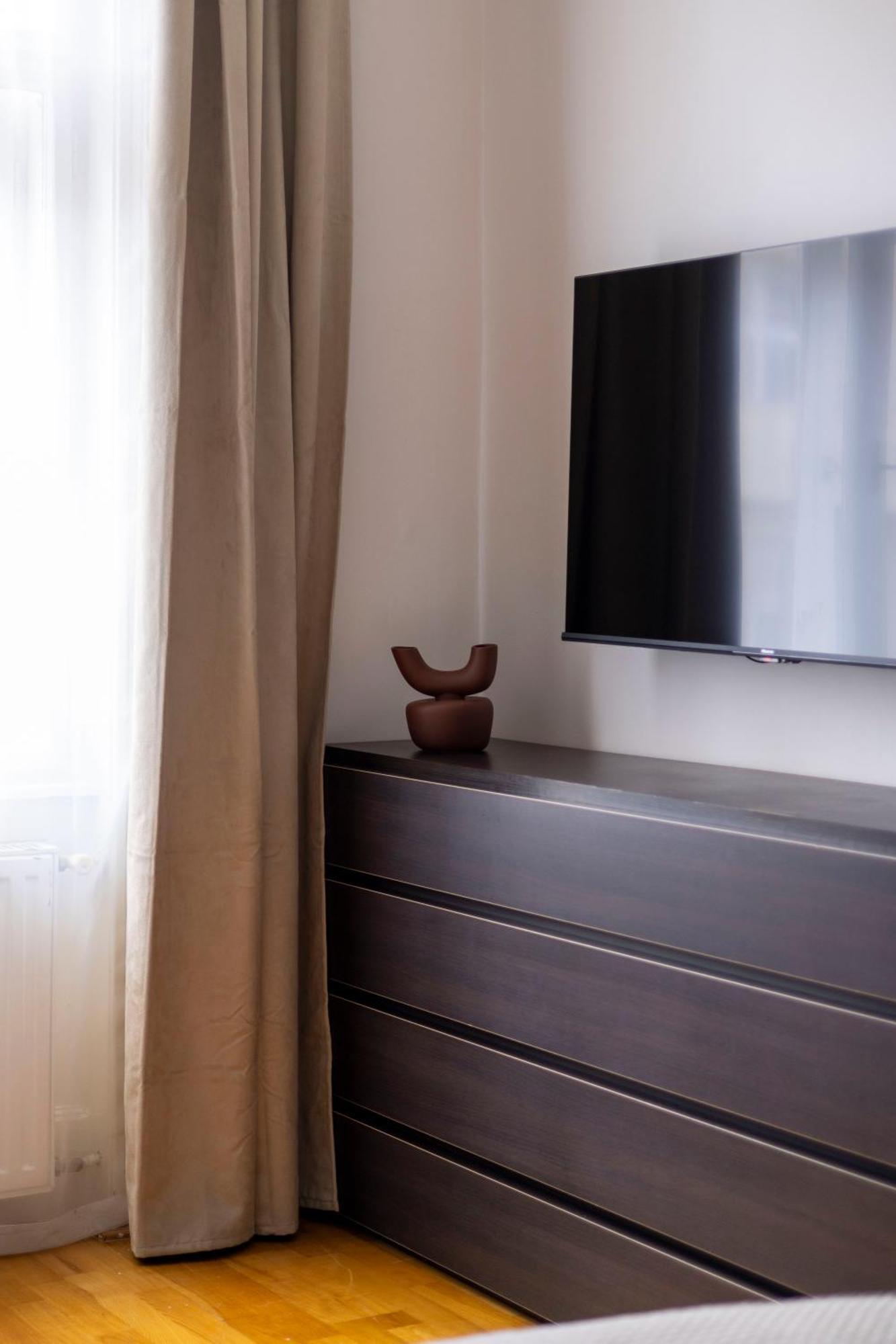 Stylish & Cozy City Center Apartment By Prestige Homes Budapest Eksteriør bilde